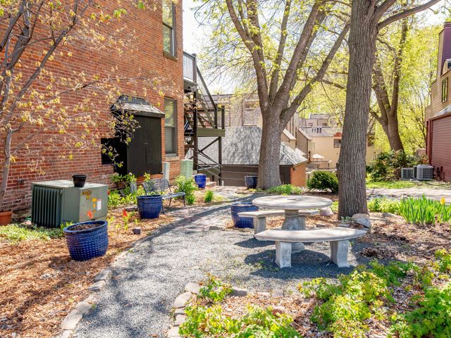 230 Exchange Street S M, Saint Paul, MN 55102