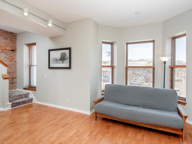 230 Exchange Street S M, Saint Paul, MN 55102