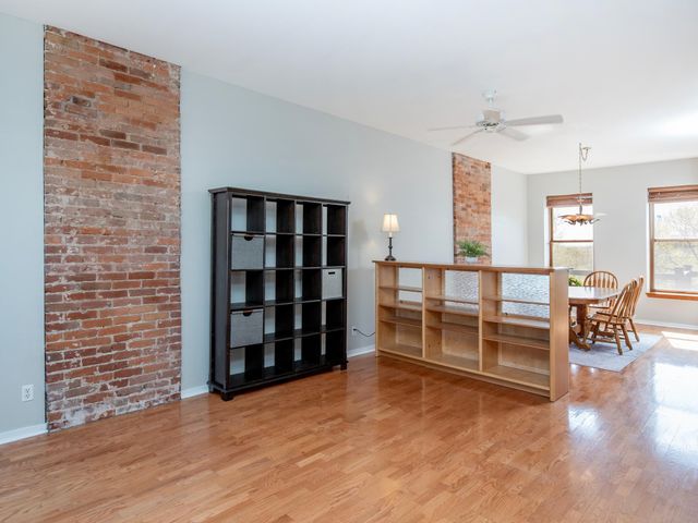 230 Exchange Street S M, Saint Paul, MN 55102