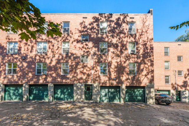 136 Beaconsfield Rd 2, Brookline, MA 02445