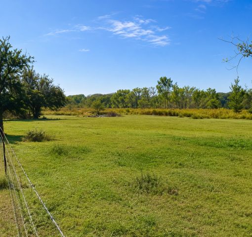 421157 E 1090 Road, Checotah, OK 74426