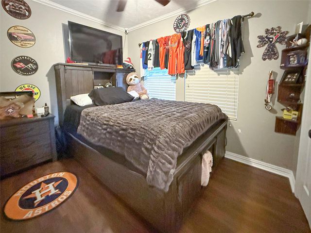 3034 Weatherford Street, La Porte, TX 77571