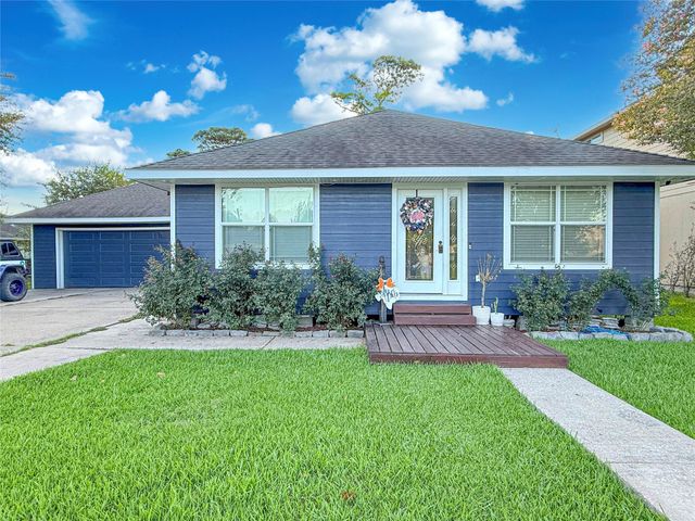 3034 Weatherford Street, La Porte, TX 77571