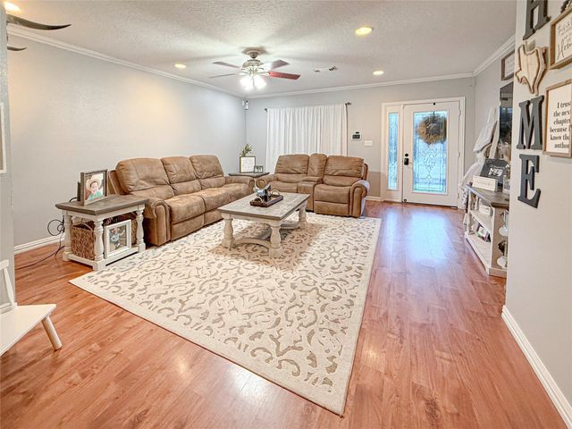 3034 Weatherford Street, La Porte, TX 77571