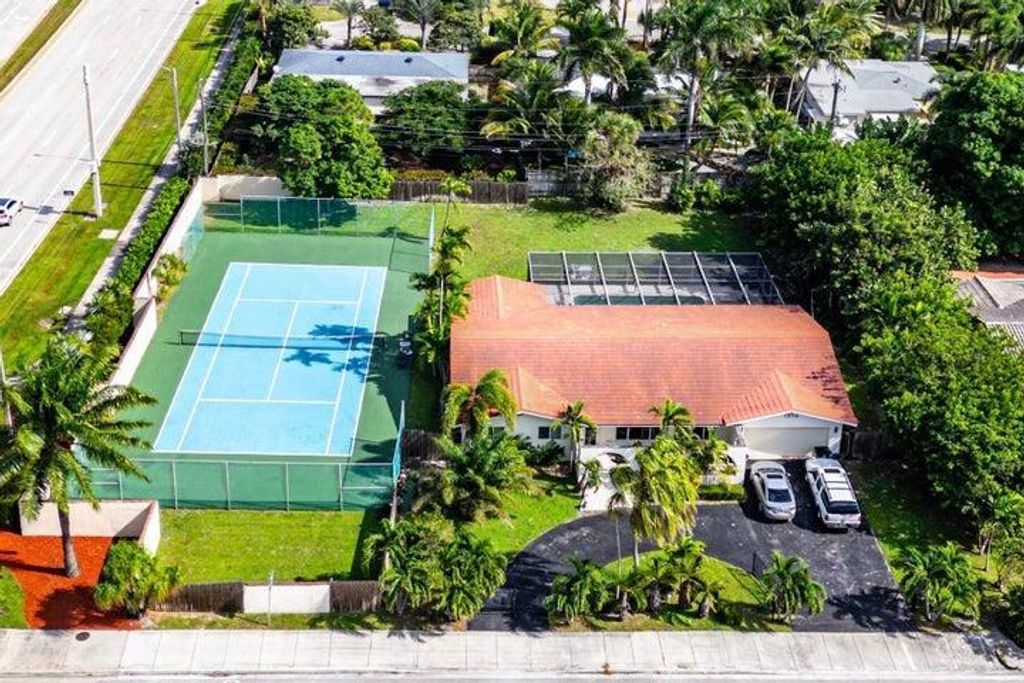 1270 NW 4th Avenue, Boca Raton, FL 33432