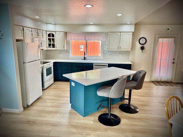 5539 Basin View Drive, Klamath Falls, OR 97603