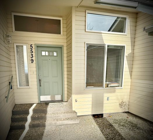 5539 Basin View Drive, Klamath Falls, OR 97603