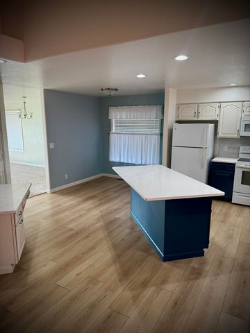 5539 Basin View Drive, Klamath Falls, OR 97603