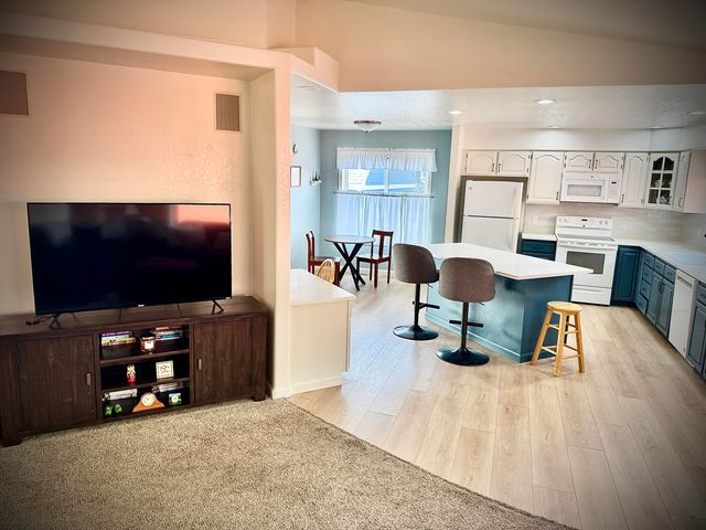 5539 Basin View Drive, Klamath Falls, OR 97603