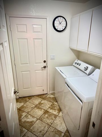 5539 Basin View Drive, Klamath Falls, OR 97603