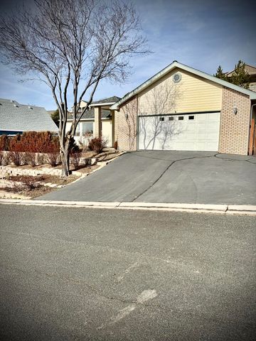 5539 Basin View Drive, Klamath Falls, OR 97603