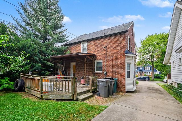 22515 Gregory Street, Dearborn City, MI 48124