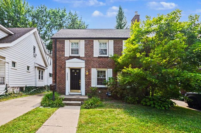 22515 Gregory Street, Dearborn City, MI 48124