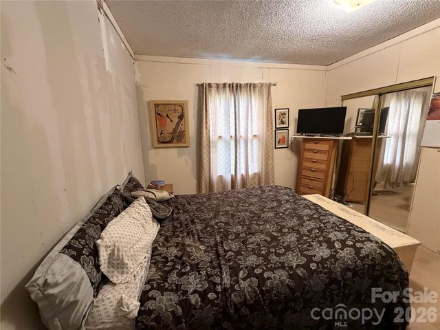 731 E 3rd Avenue, Gastonia, NC 28054