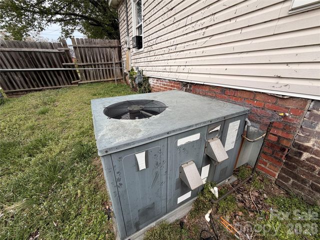 731 E 3rd Avenue, Gastonia, NC 28054