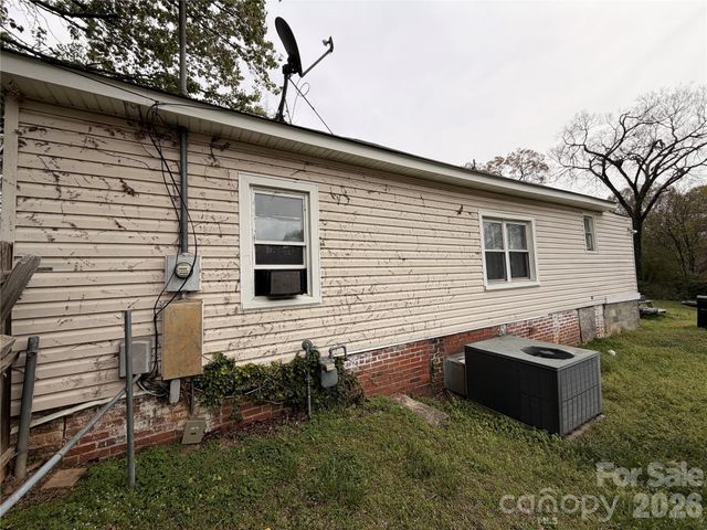 731 E 3rd Avenue, Gastonia, NC 28054