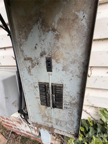 731 E 3rd Avenue, Gastonia, NC 28054