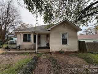 731 E 3rd Avenue, Gastonia, NC 28054