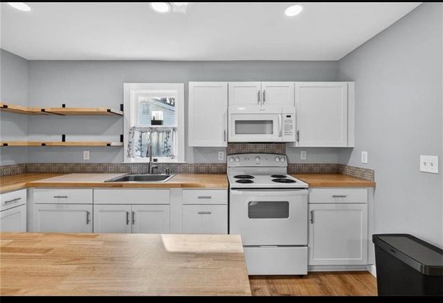 2329 Reynolds Street, Brunswick, GA 31520