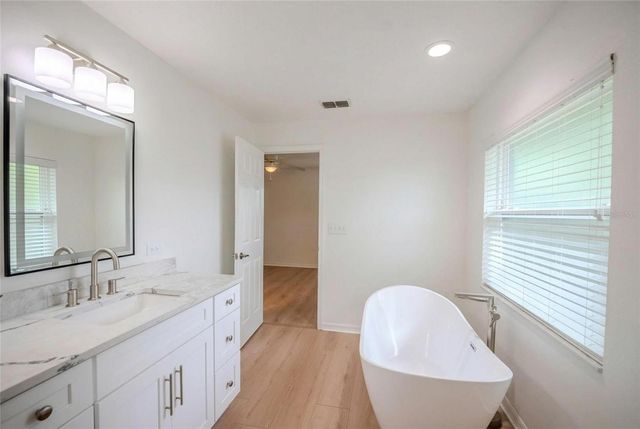 2475 SE 38TH STREET, Ocala, FL 34480