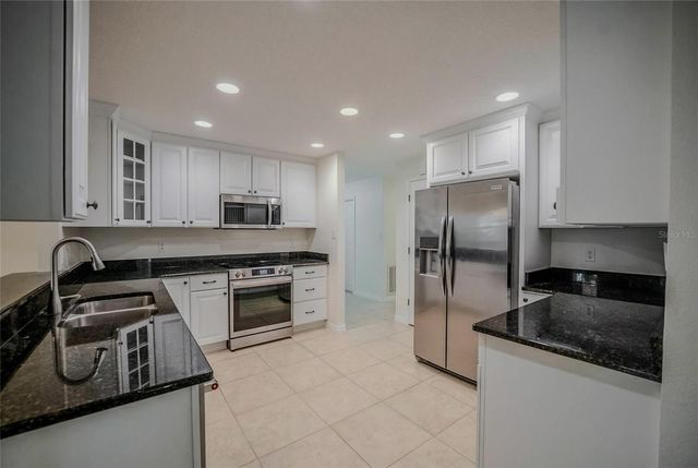 2475 SE 38TH STREET, Ocala, FL 34480