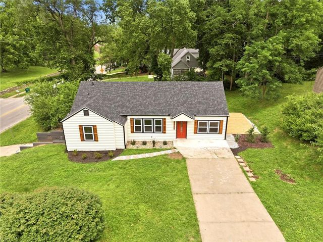 3718 Kimball Avenue, Kansas City, KS 66104