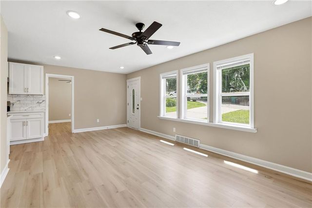 3718 Kimball Avenue, Kansas City, KS 66104