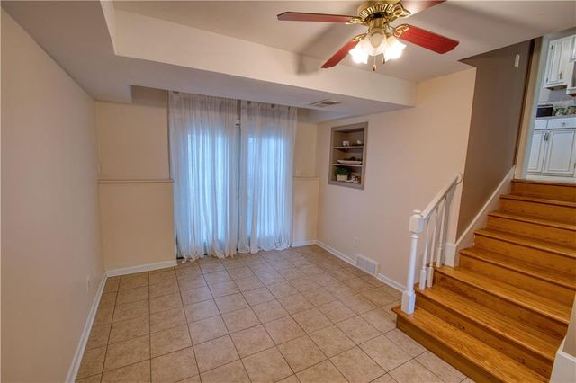 9200 Reeder Drive, Overland Park, KS 66214