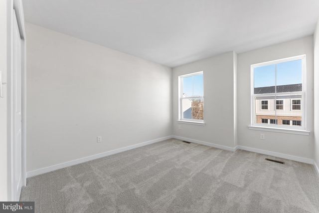 56 CONTINENTAL WAY, Bridgeport, PA 19405