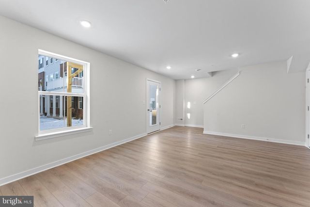 56 CONTINENTAL WAY, Bridgeport, PA 19405
