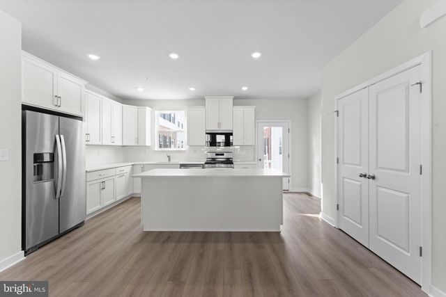 56 CONTINENTAL WAY, Bridgeport, PA 19405