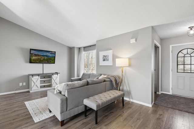 10145 46th Street NE, Saint Michael, MN 55376