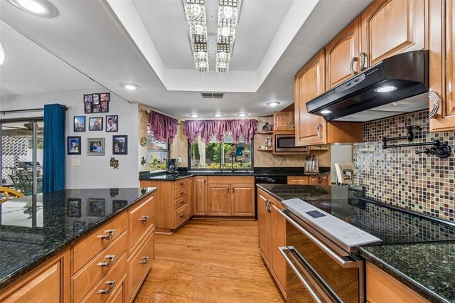 2781 VALENCIA LANE W, Palm Harbor, FL 34684