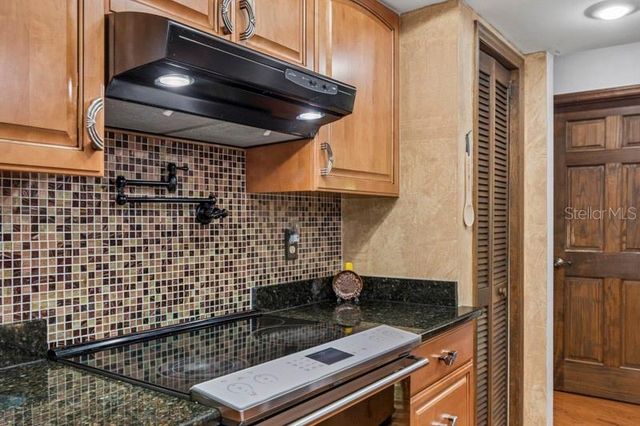 2781 VALENCIA LANE W, Palm Harbor, FL 34684