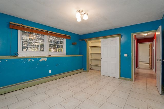 17 Golden Hill Avenue, Haverhill, MA 01830