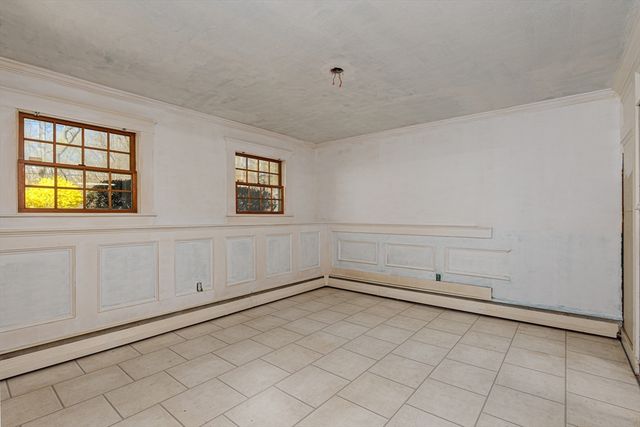 17 Golden Hill Avenue, Haverhill, MA 01830