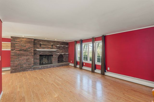 17 Golden Hill Avenue, Haverhill, MA 01830