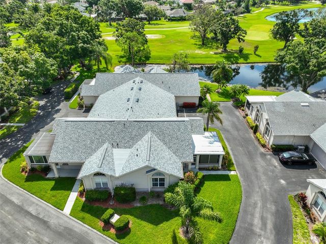 1126 GOLFVIEW WOODS DRIVE 1126, Sun City Center, FL 33573