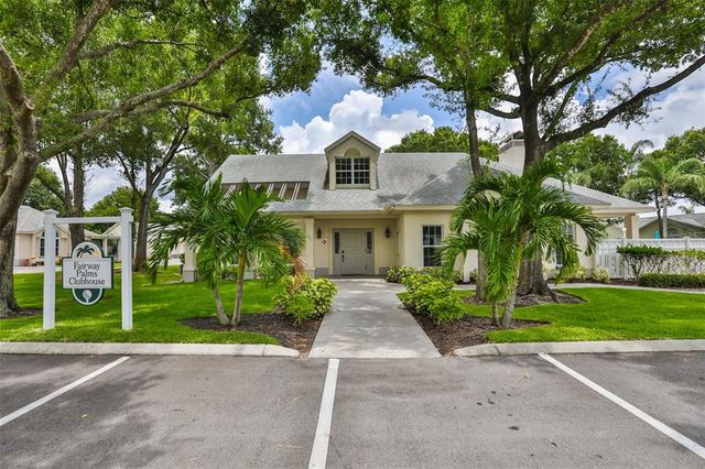 1126 GOLFVIEW WOODS DRIVE 1126, Sun City Center, FL 33573