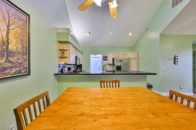 1126 GOLFVIEW WOODS DRIVE 1126, Sun City Center, FL 33573