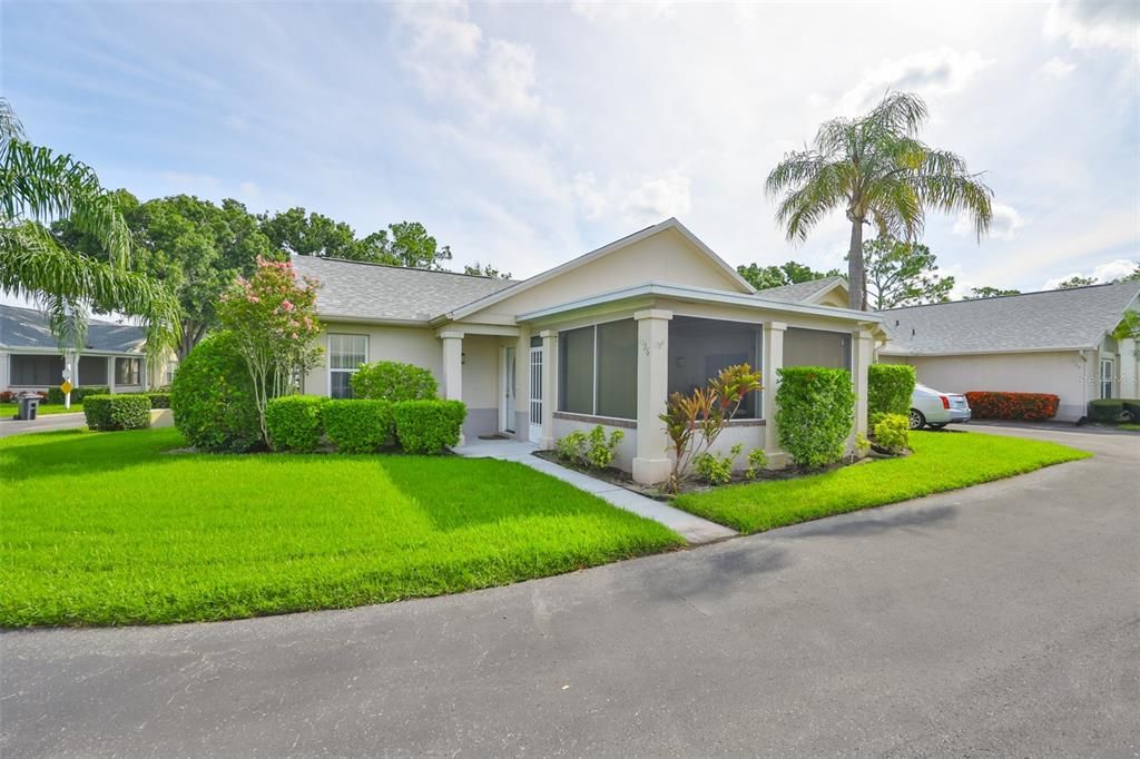 1126 GOLFVIEW WOODS DRIVE 1126, Sun City Center, FL 33573
