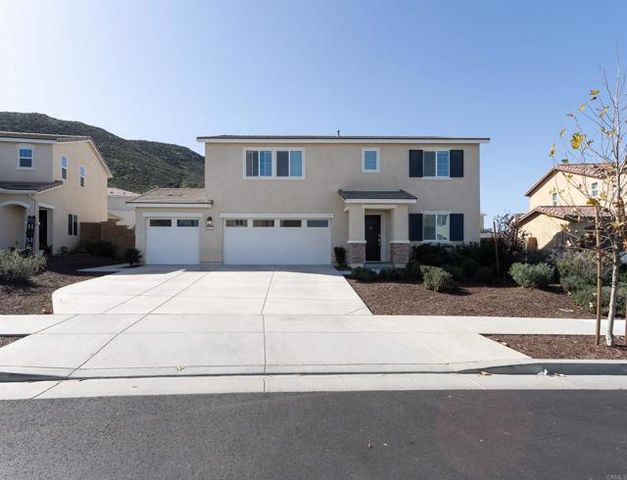 32097 Rambling Court, Winchester, CA 92596