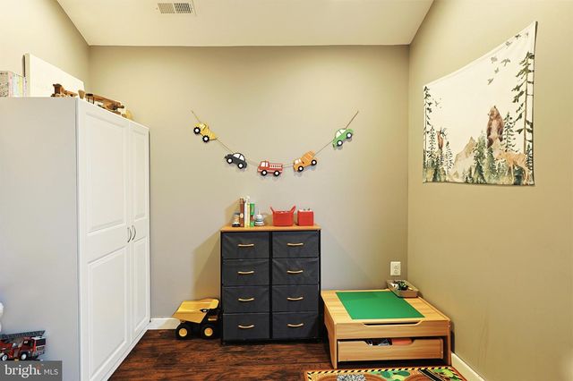 2641 HICKORY CORNER RD, Augusta, WV 26704