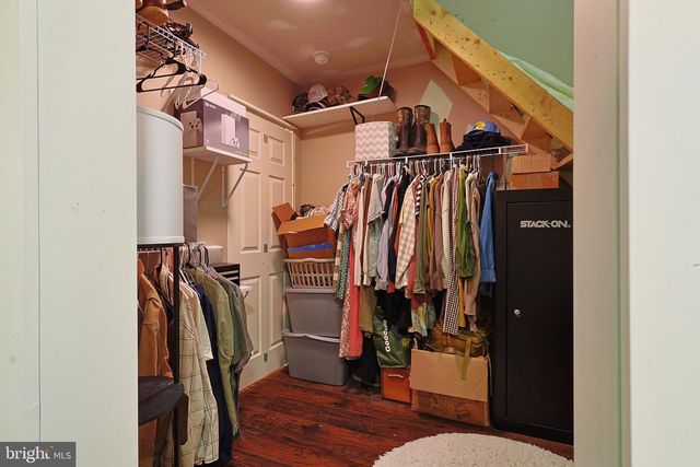 2641 HICKORY CORNER RD, Augusta, WV 26704