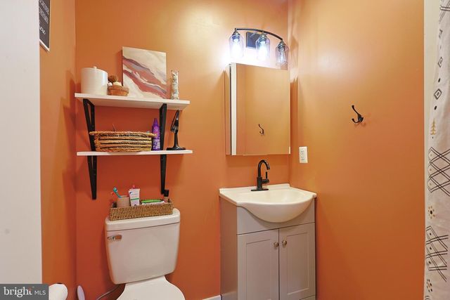 2641 HICKORY CORNER RD, Augusta, WV 26704