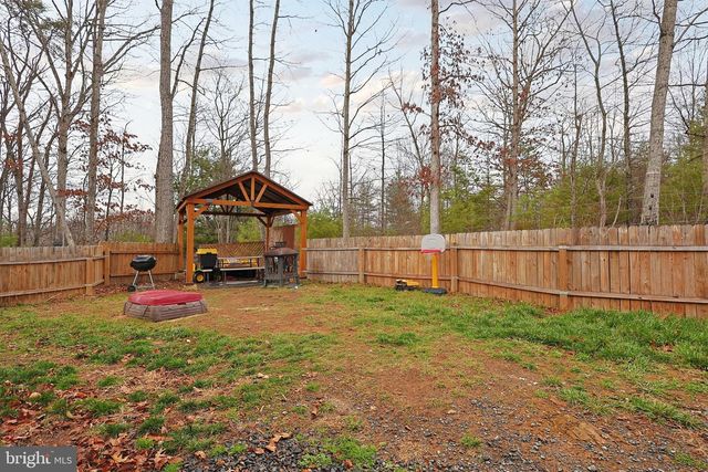 2641 HICKORY CORNER RD, Augusta, WV 26704