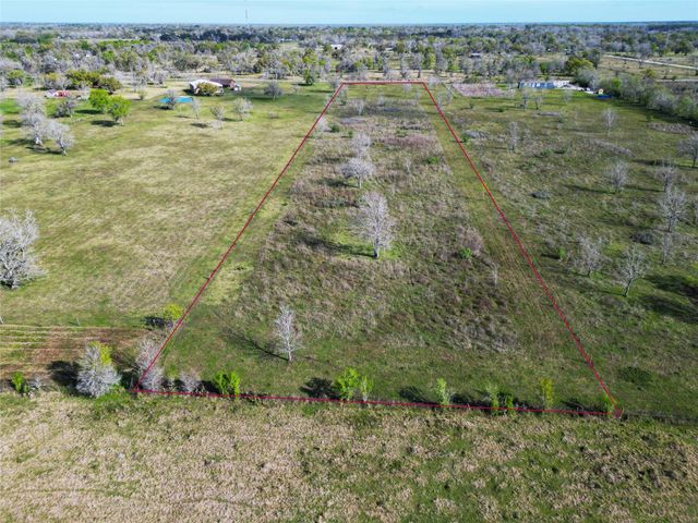 2115 County Road 244, Brazoria, TX 77422