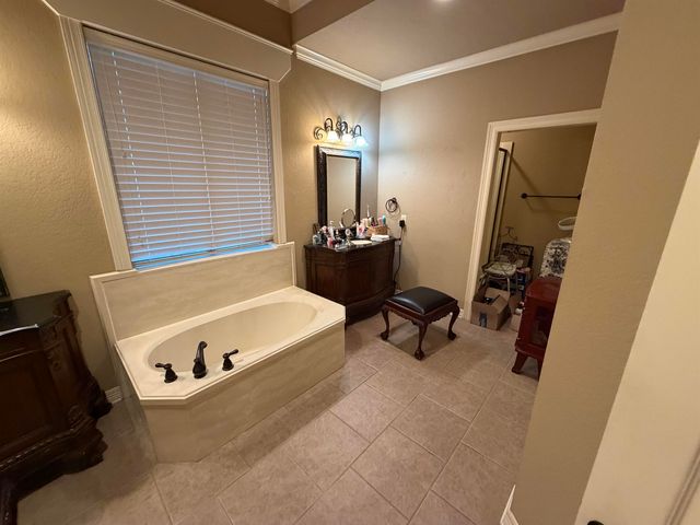 3201 Danville Ct, Longview, TX 75605