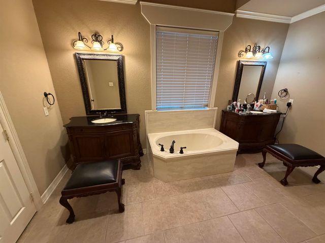 3201 Danville Ct, Longview, TX 75605