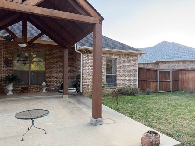 3201 Danville Ct, Longview, TX 75605